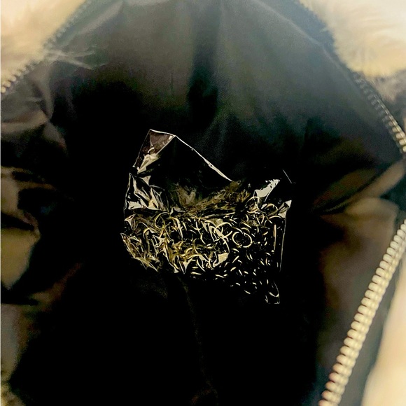 HEIMISH ATLANTIC FASHION FUR PURSE w/FUR KEY RING 
THIS IS NEW WITH TAGS
